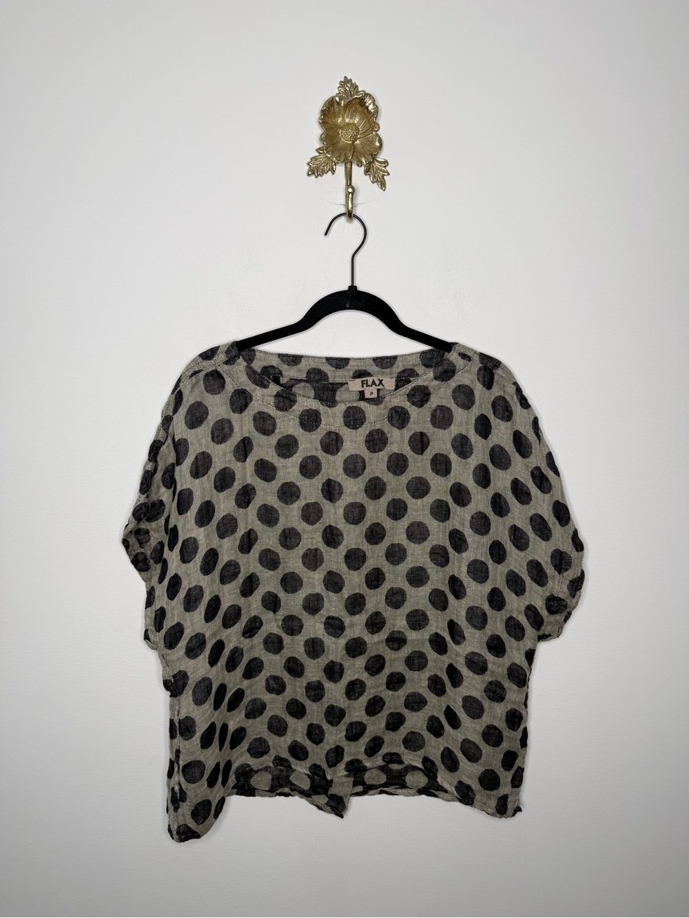 Flax Polka Dot Back Slit Tee P